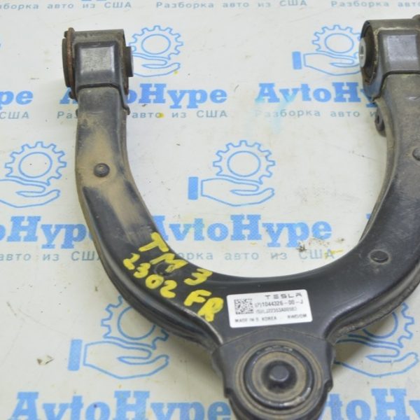 Рычаг верхний передний правый Tesla Model 3 18- (02) 1044326-00-J