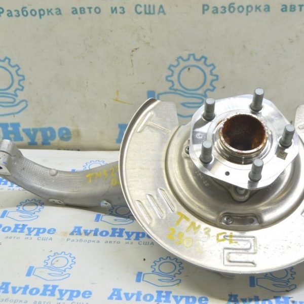 Цапфа передняя левая Tesla Model 3 18- (02) 1044311-00-E