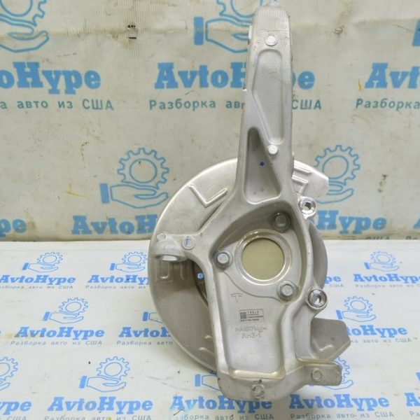 Цапфа передняя правая Tesla Model 3 18- (02) 1044316-00-E