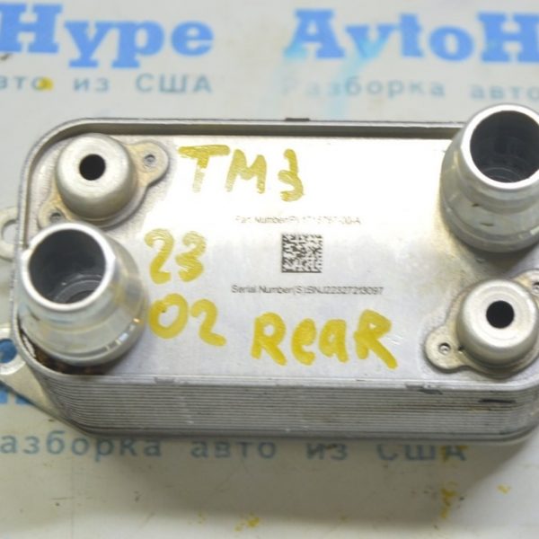 Масляный охладитель заднего двигателя Tesla Model 3 18- (02) 1716767-00-A