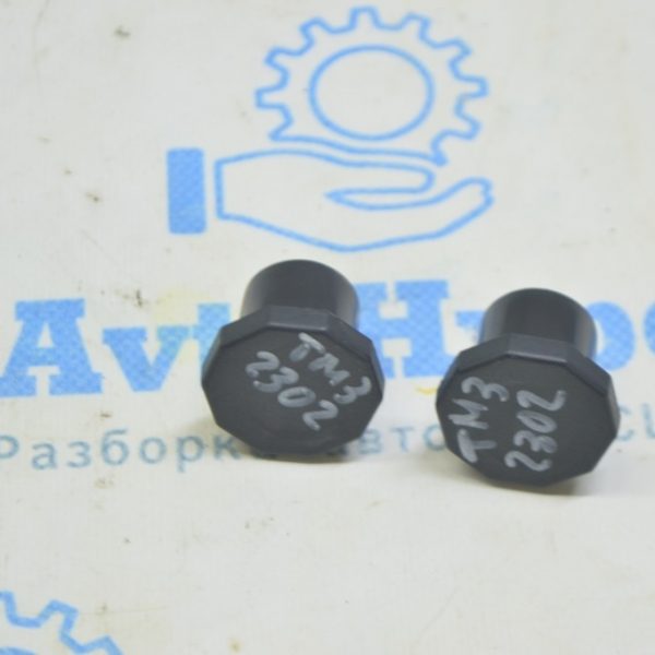 Упор отбойника крышки багажника лев Tesla Model 3 18- 1111425-00-C