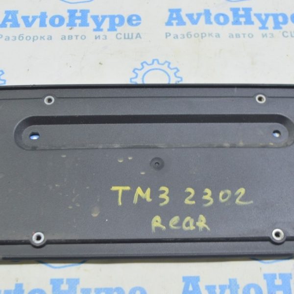 Площадка заднего номера Tesla Model 3 18- 1096844-00-B