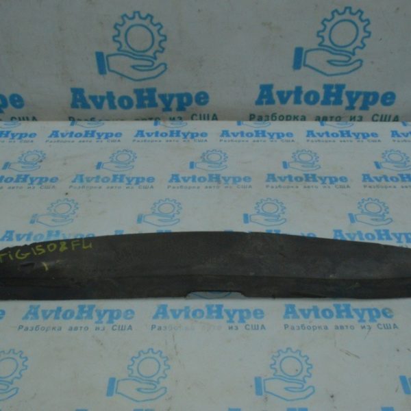 Уплотнитель крыла дверь-крыло лев VW Tiguan 09-17 5N0821111