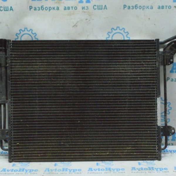 Радиатор кондиционера (конденсер) VW Tiguan 09-17 (08) 5N0820411E