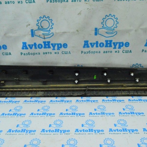 Накладка двери нижняя перед лев VW Tiguan 09-17 хром 5N0854939A9B9