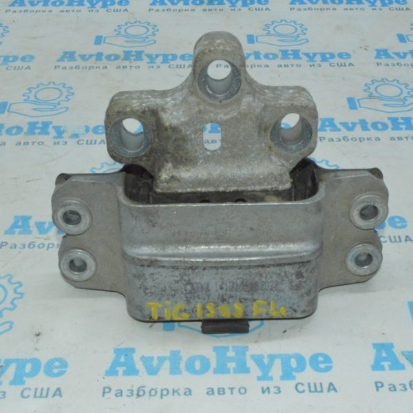 Подушка двигателя левая VW Tiguan 09-17 акпп (08) 5N0199555