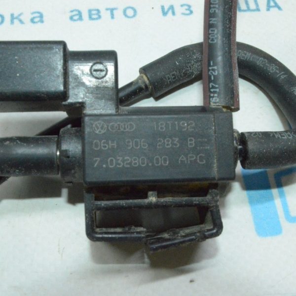 Клапан управления заслонкой впускного коллектора VW Tiguan 09-21 06h906283j