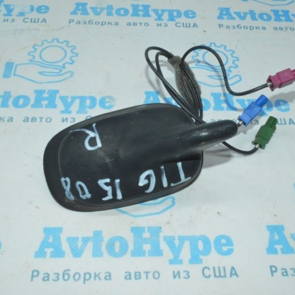 Антенна плавник VW Tiguan 12-17 3 провода (08) 3C0-035-507-AB