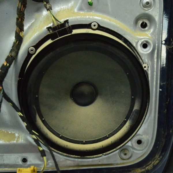 Динамик дверной перед лев VW Tiguan 09-17 5N0-035-454-A