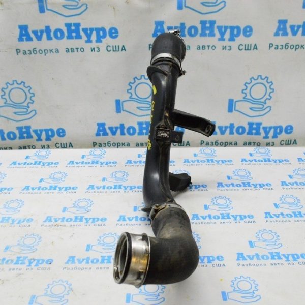 Патрубок воздушный лев VW Tiguan 09-17  под датчик (07) 1K0-145-770-AH