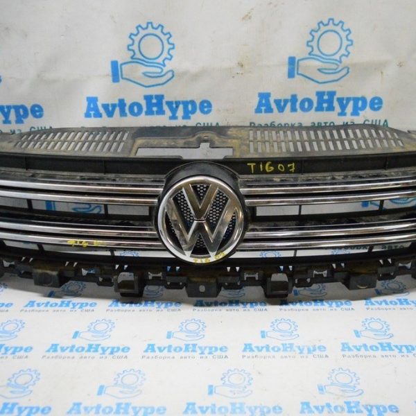 Решетка радиатора grill VW Tiguan 12-17 рест 5N0853651J9B9
