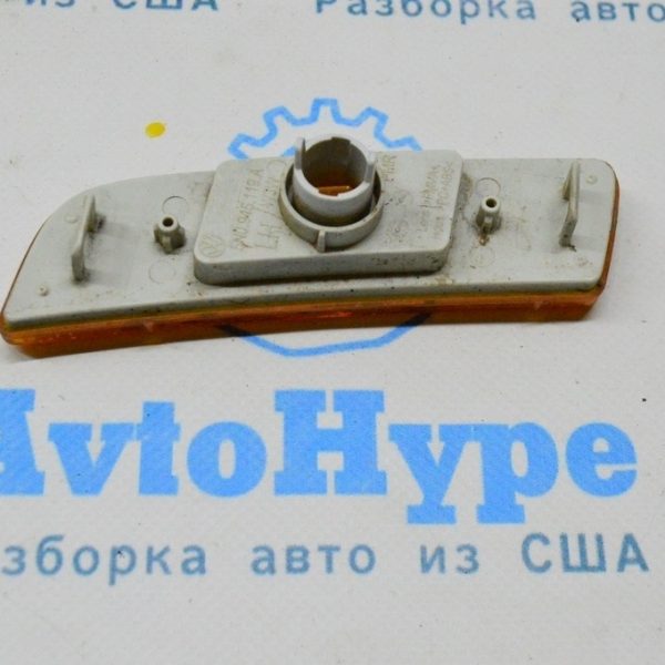 Отражатель переднего бампера лев VW Tiguan 09-17 (07) 5N0945119A