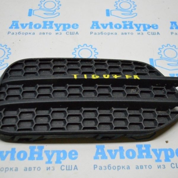 Решетка бампера прав VW Tiguan 12-17 рест без птф 5N0-853-666-F-9B9