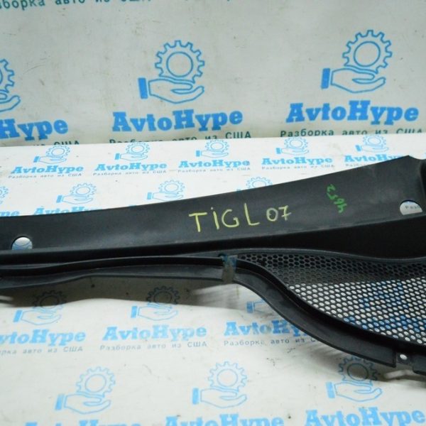 Решетка дворников (пластик) лев VW Tiguan 09-17 5N18194039B9