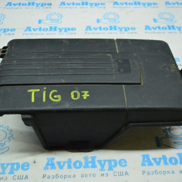 Накладка АКБ VW Tiguan 09-17 3C0-915-443-A