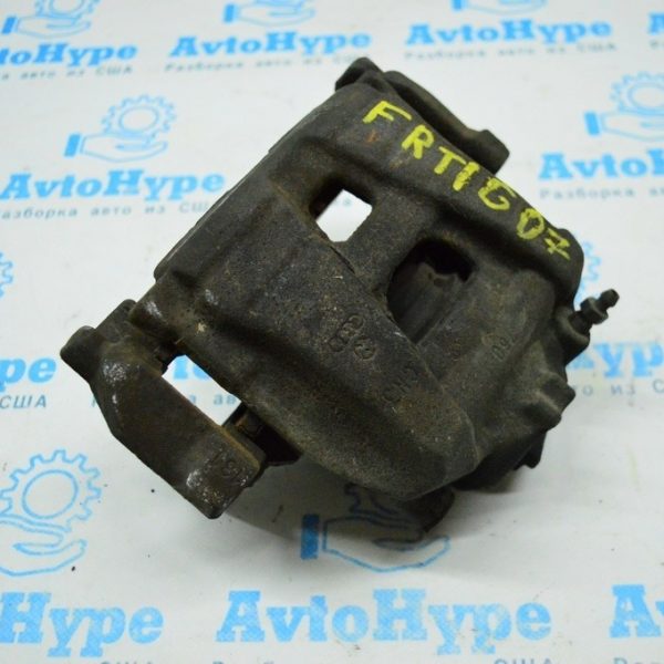 Суппорт перед прав VW Tiguan 09-17 5N0615124