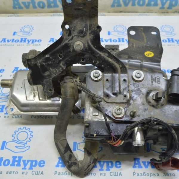 Кронштейн автономного отопителя VW Touareg 18- 3.0d в сборе с отопителем 4M0265335G