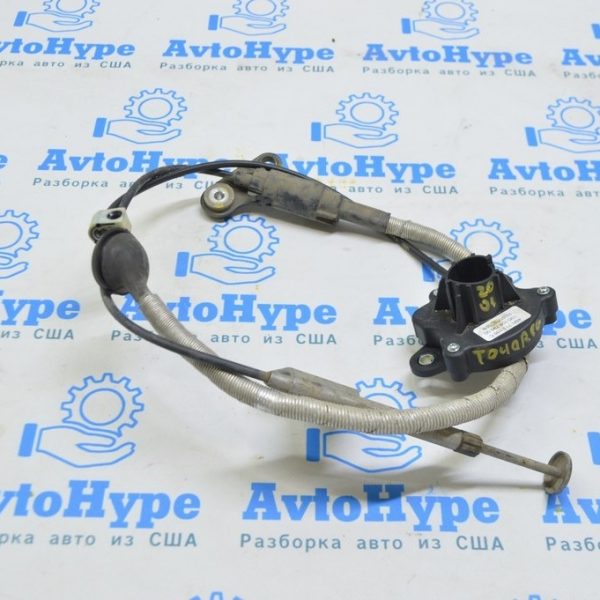 Трос аварийной разблокировки АКПП VW Touareg 18- 4M1713035C