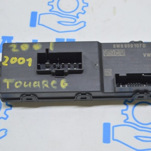 REAR TAILGATE LIFTGATE CONTROL MODULE VW Touareg 18- (01) 8W8959107D