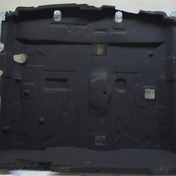 Облицовка ниши запасного колеса VW Touareg 18- черн 760863697C CA9