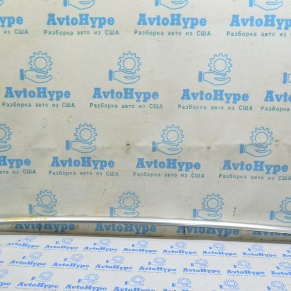 Рейлинги продольный левый VW Touareg 18- алюминий 760860033  3Q7