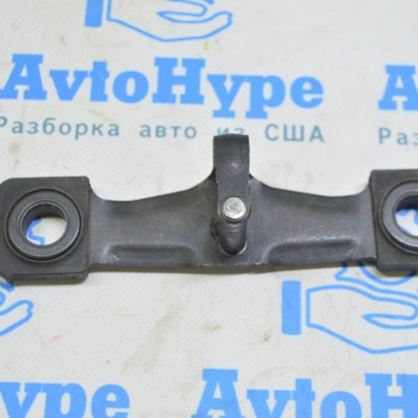 Скоба замка двери багажника VW Touareg 18- 8V0827507G