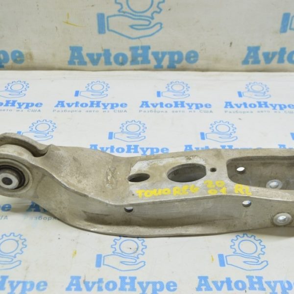 Рычаг нижний под пружину зад лев VW Touareg 18- (01) 4M0505311J