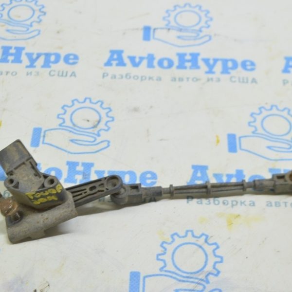 Датчик положения кузова с тяжкой задний лев VW Touareg 18- (01) 4M0941309K