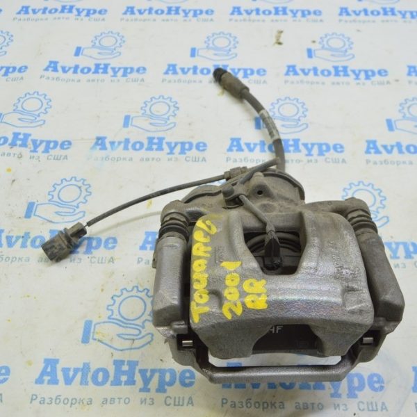 Шланг тормозной зад прав VW Touareg 18- (01) 4M0611775B