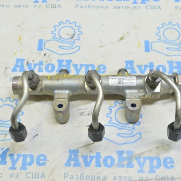 Топливная рейка левая VW Touareg 18- 3.0d с датчиком 059130089DL