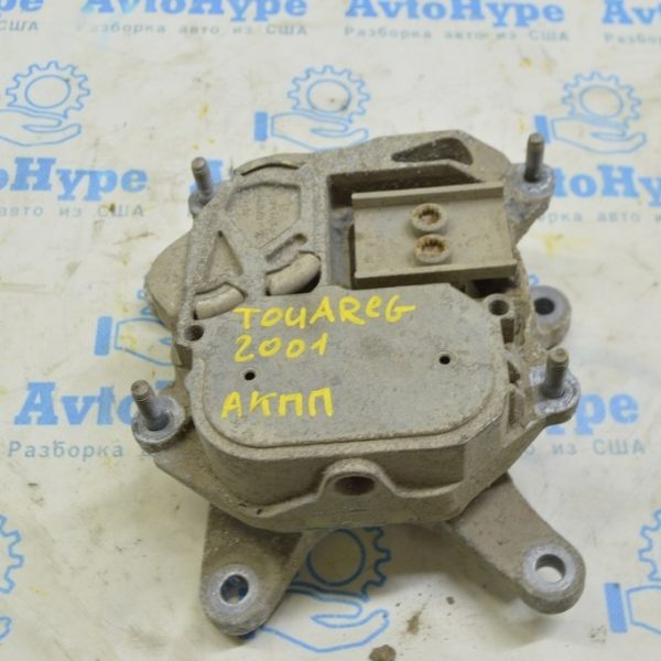 Подушка АКПП VW Touareg 18- 3.0d (01) 4M0399153M