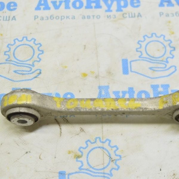 Тяга стабилизатора перед прав VW Touareg 18- (01) 4M0411317