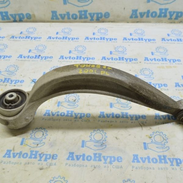 Рычаг нижний перед лев задний VW Touareg 18- (01) 4M0407693E