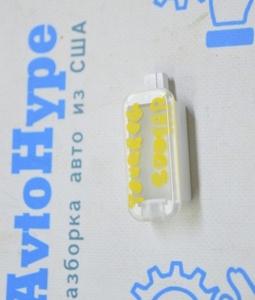 Плафон багажника зад прав VW Touareg 18- черн 760947409B