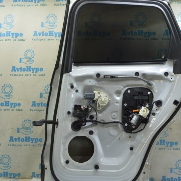 Рамка двери внутренняя зад прав VW Touareg 18- черн 760867456  4PK