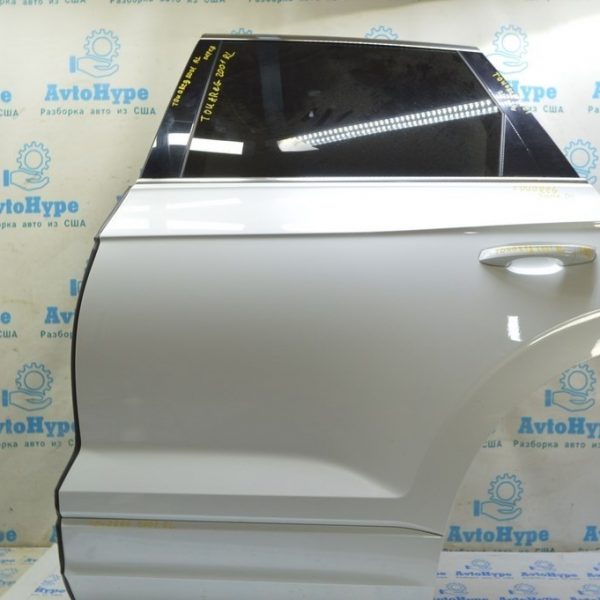 Дверь голая зад лев VW Touareg 18- (01) белая 760833051B