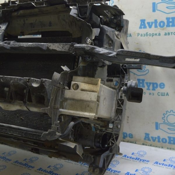 Воздуховод бокового дефлектора VW Touareg 18- 3.0d 760121287