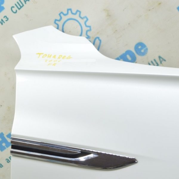 Молдинг крыла перед прав VW Touareg 18- хром 760853688E DPJ