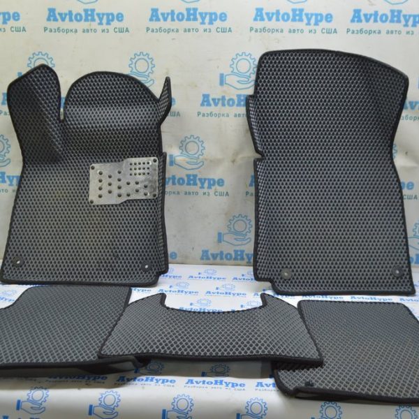 Комплект EVA ковриков салона VW Touareg 18-  серые с черн кантом (01)