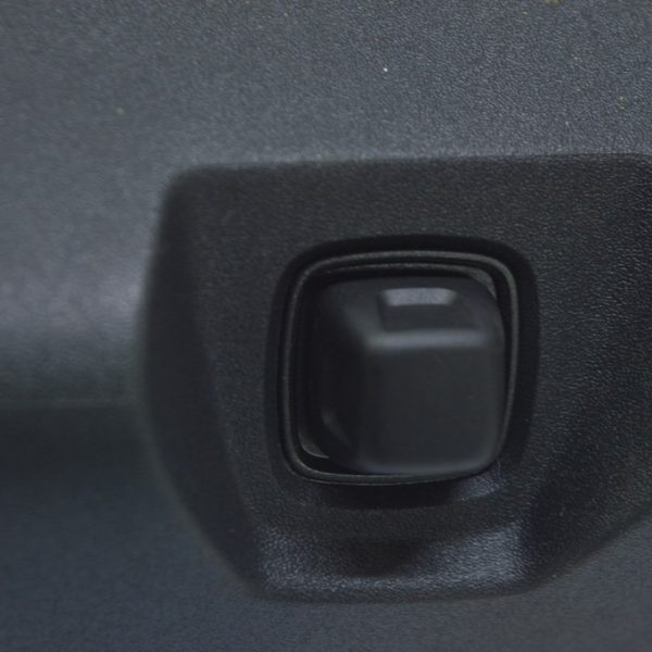 Кнопка регулировки рулевой колонки VW Touareg 18- 4M0953551