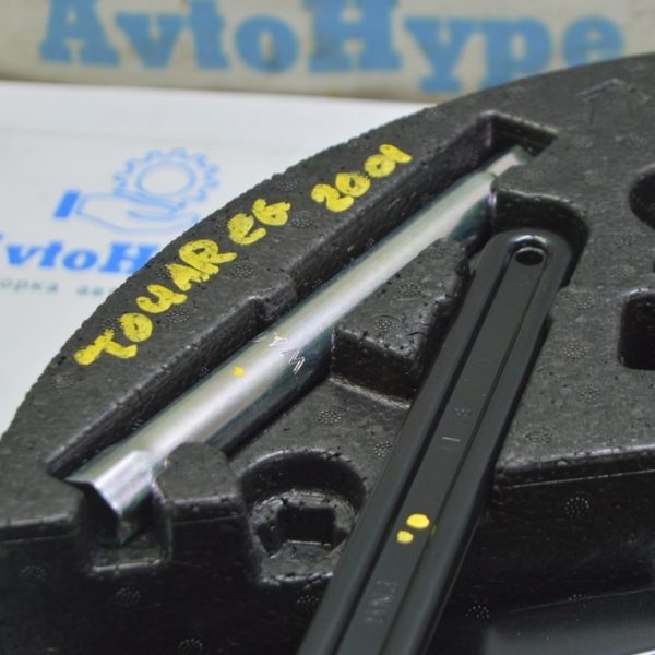 Ключ гаечный VW Touareg 18- 7L6011045