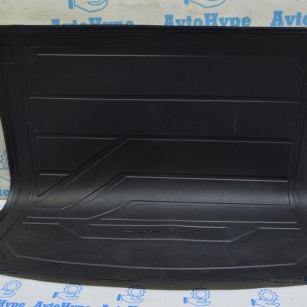 Коврик багажника VW Touareg 18- черн, резина 760061161