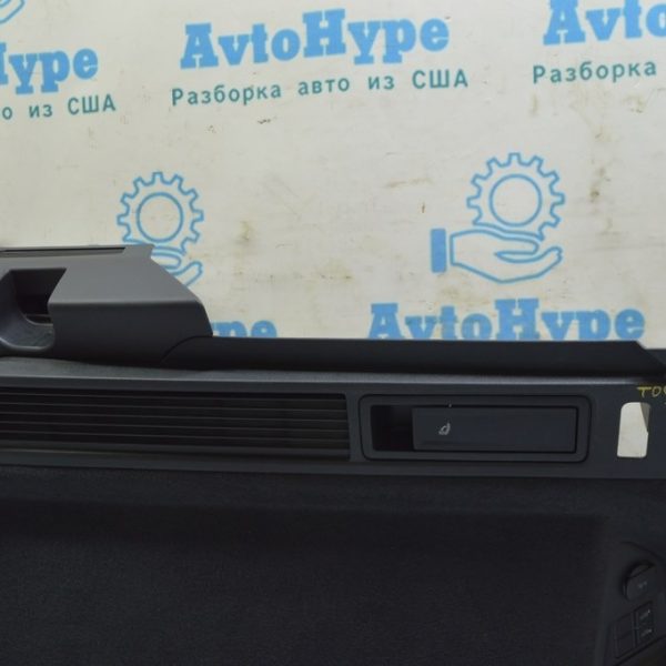 Ручка откидывания 2 ряда сидений зад прав VW Touareg 18- черн 5NA885671G ECZ