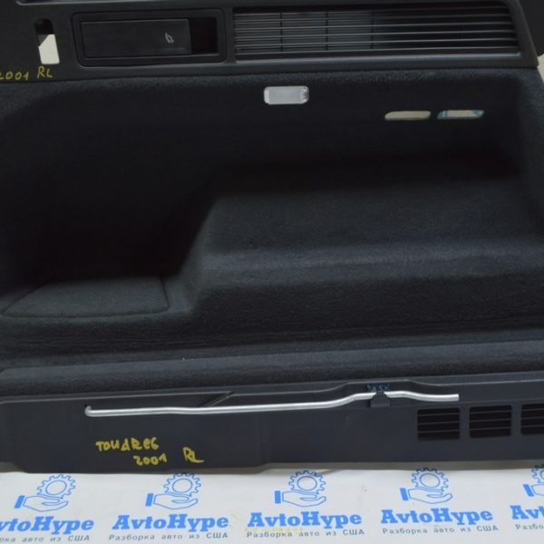 Пол багажника лев VW Touareg 18- черн 760858831Q 4PK