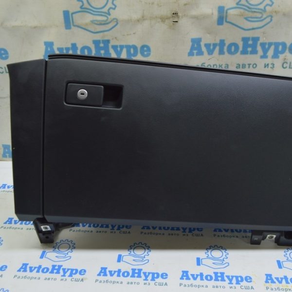 Перчаточный ящик, бардачок VW Touareg 18- черн 761857097D 6PS