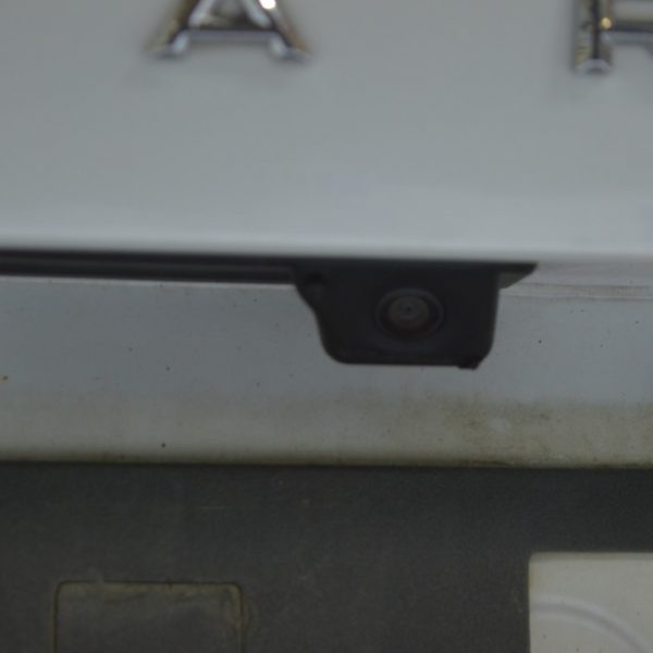 Камера заднего вида VW Touareg 18- с ручкой открытия багажника (01) 760827566A