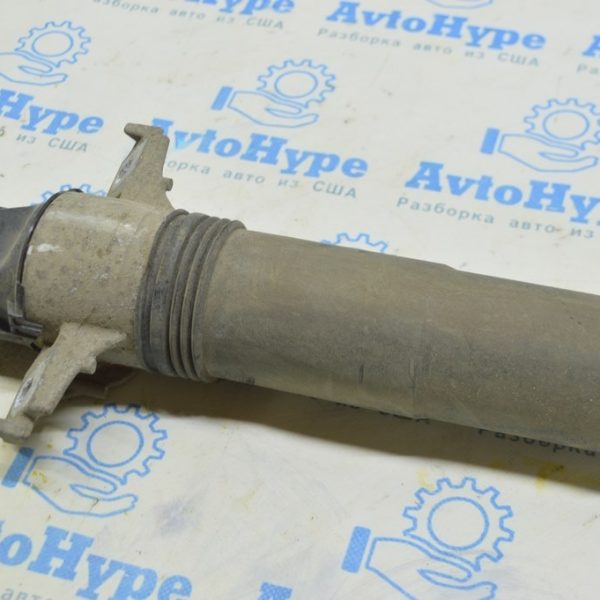 Опора амортизатора зад прав VW Touareg 18- (01) 4M4513353F