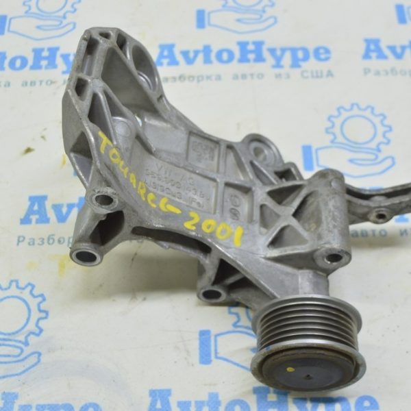 Кронштейн генератора VW Touareg 18- 3.0d 059903143BJ