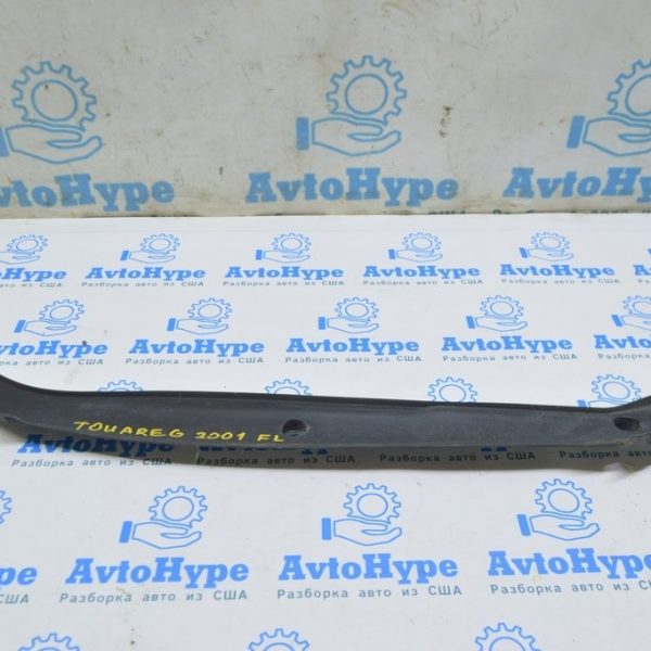 Уплотнитель крыла дверь-крыло лев VW Touareg 18- 760821111A 9B9
