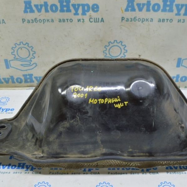 Накладка моторного щита VW Touareg 18- 4M0819523A